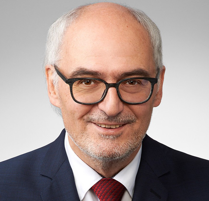 Werner Nuoffer, Geschäftsführer